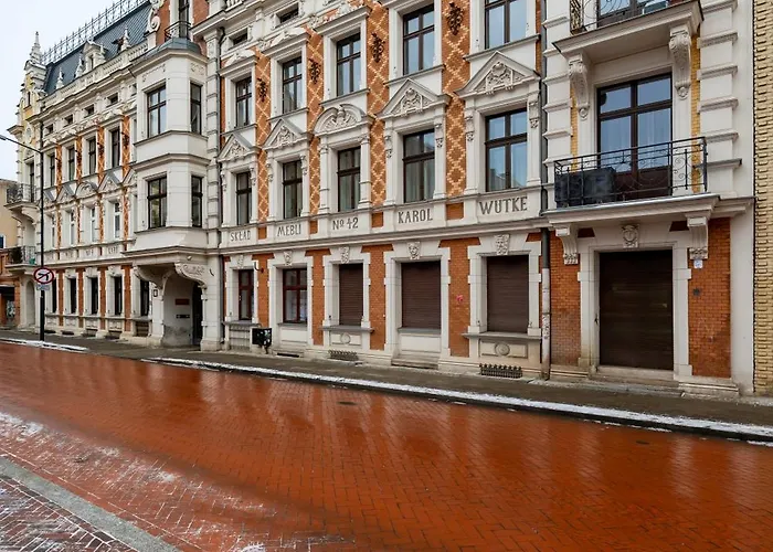 Jaracza Downtown By Bookinghost Łódź