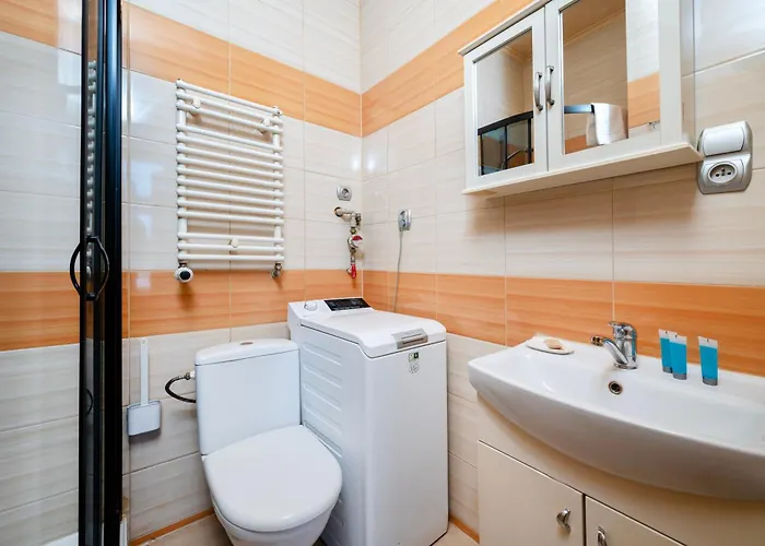 Jaracza Downtown By Bookinghost *